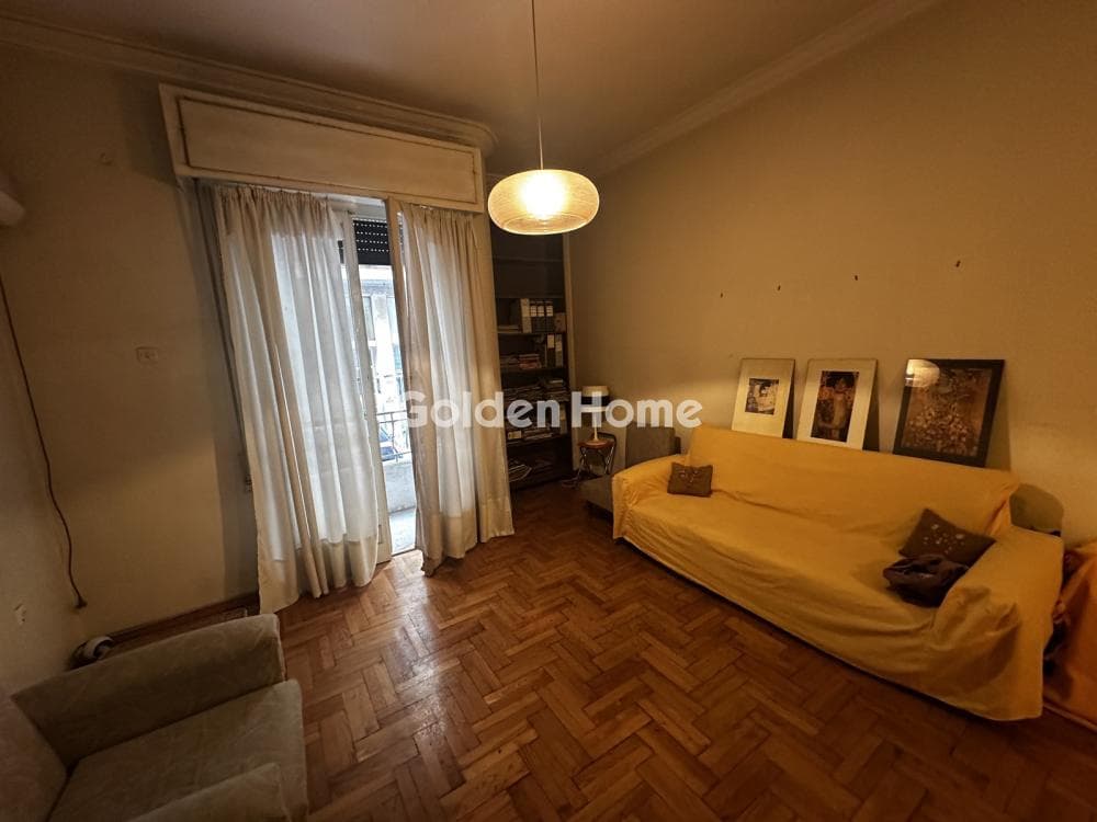 Apartment in Kipseli, Kipseli — Photo 1 of 10