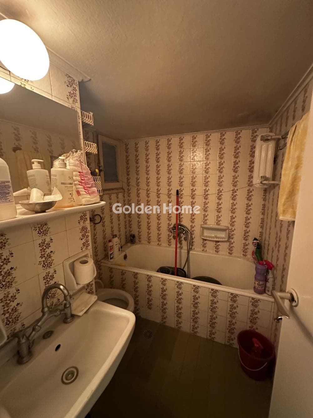 Apartment in Kipseli, Kipseli — Photo 7 of 10