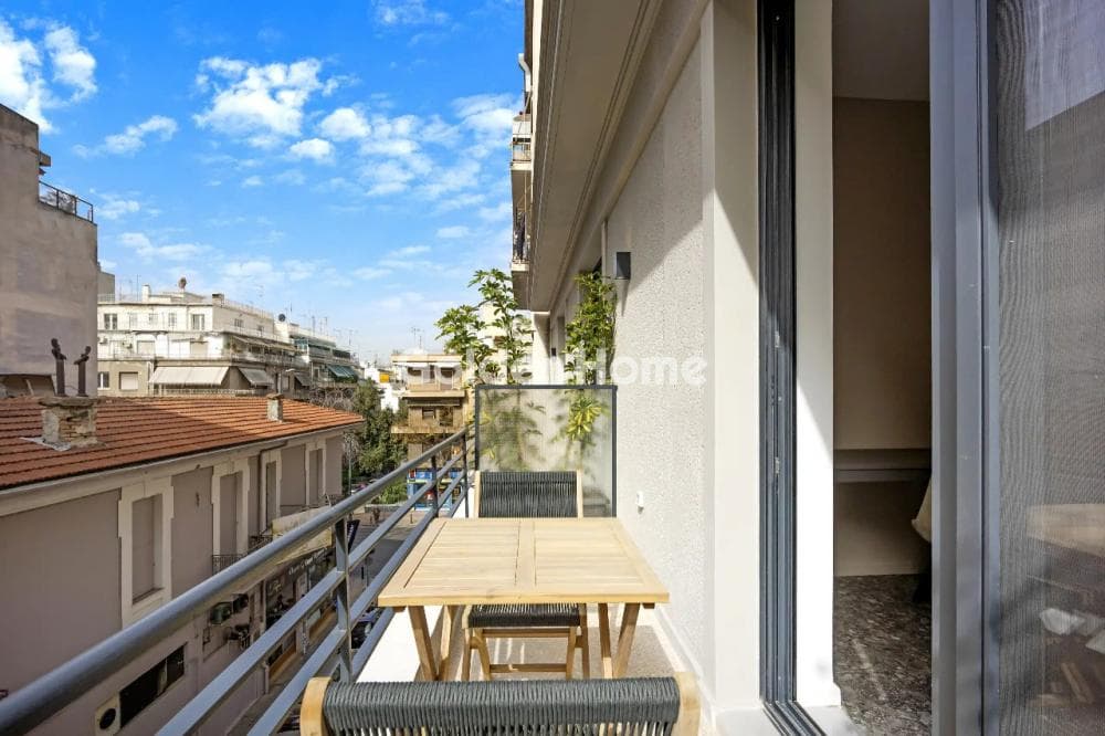 Apartment in Plateia Koliatsou, Patision - Acharnon — Photo 1 of 7