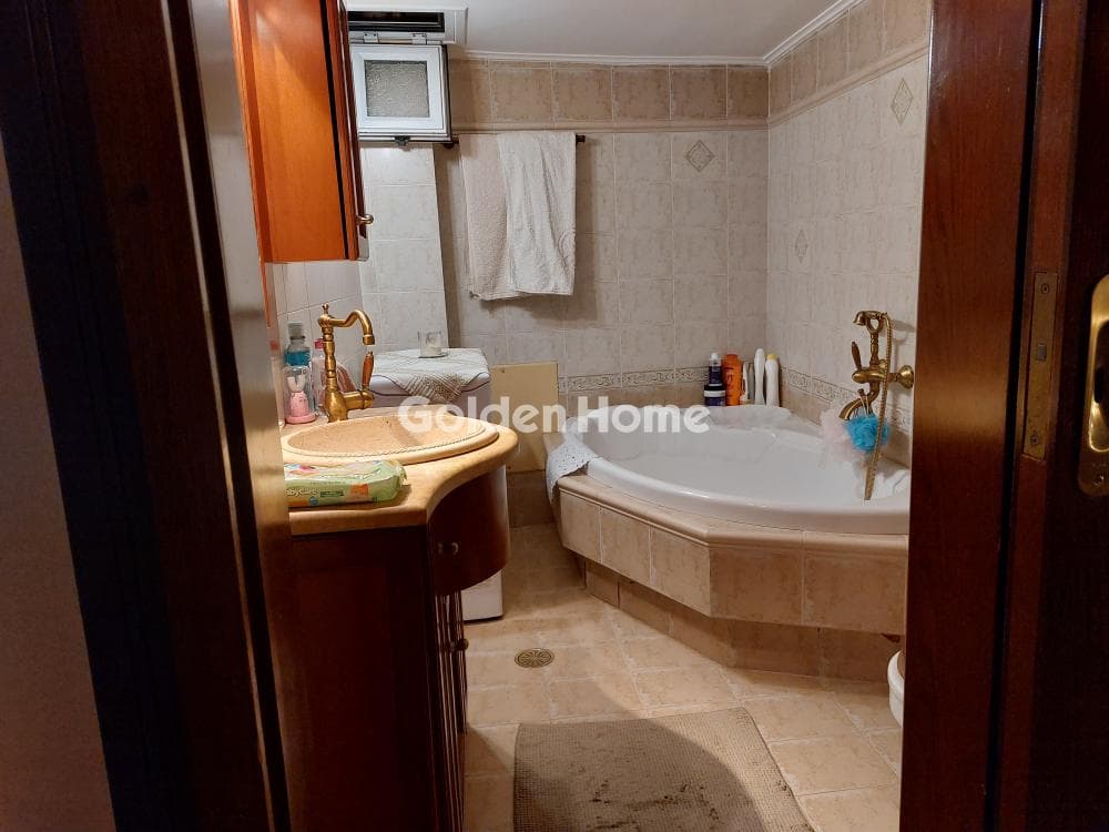 Apartment in Palatiani, Ilion — Photo 8 of 10