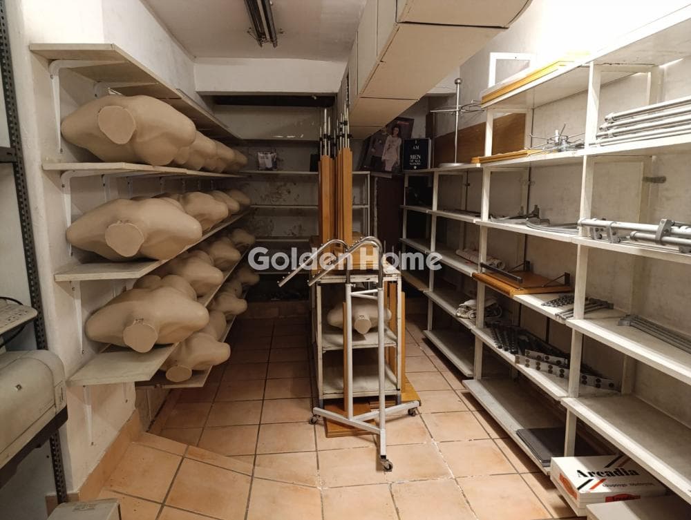 Retail Store in Stavros, Piraeus — Photo 8 of 13