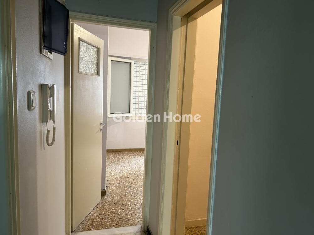 Apartment in Lofos Axiomatikon, Peristeri — Photo 5 of 18
