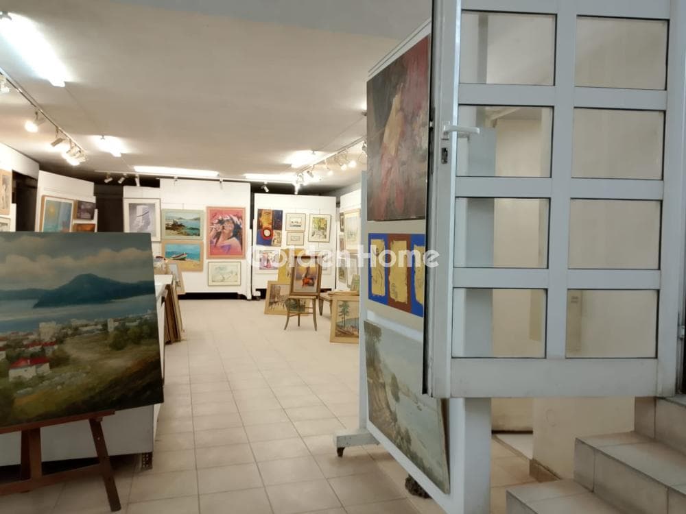 Retail Store in Agios Nikolaos Kaisarianis, Kaisariani — Photo 1 of 5