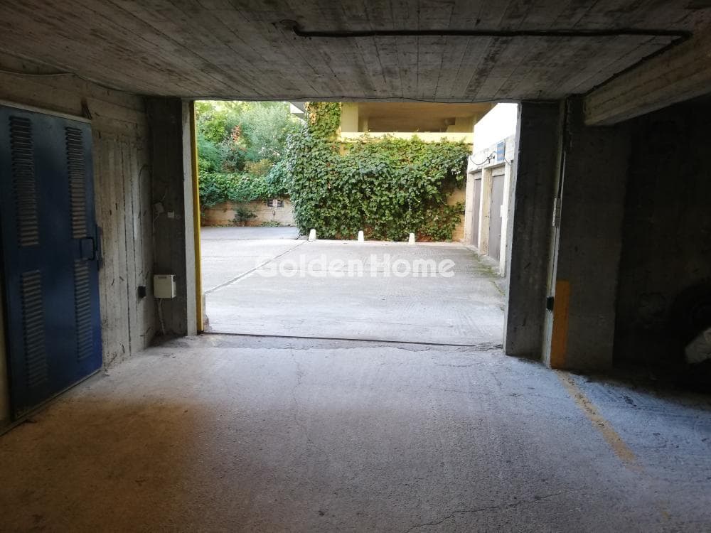 Χώρος Στάθμευσης στην Άγιος Ιωάννης, Αγία Παρασκευή — Φωτογραφία 7 από 13
