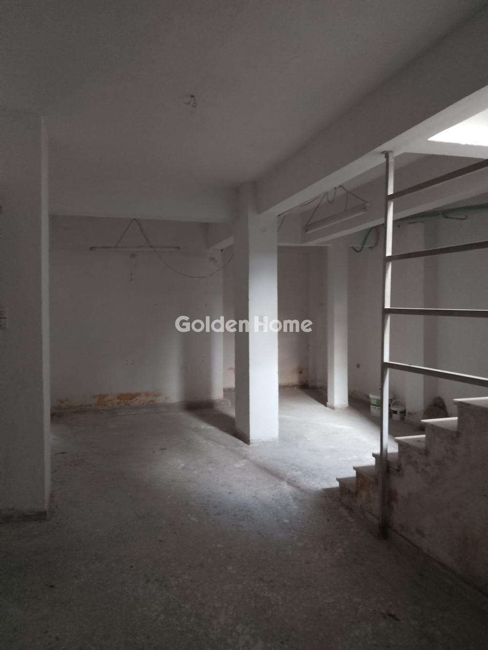 Warehouse in Evangelistria, Kalithea — Photo 1 of 4