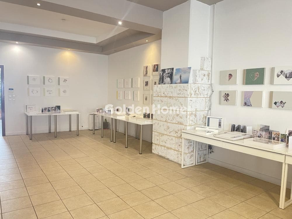 Office in Mykoniatika, Agioi Anargiroi — Photo 1 of 14