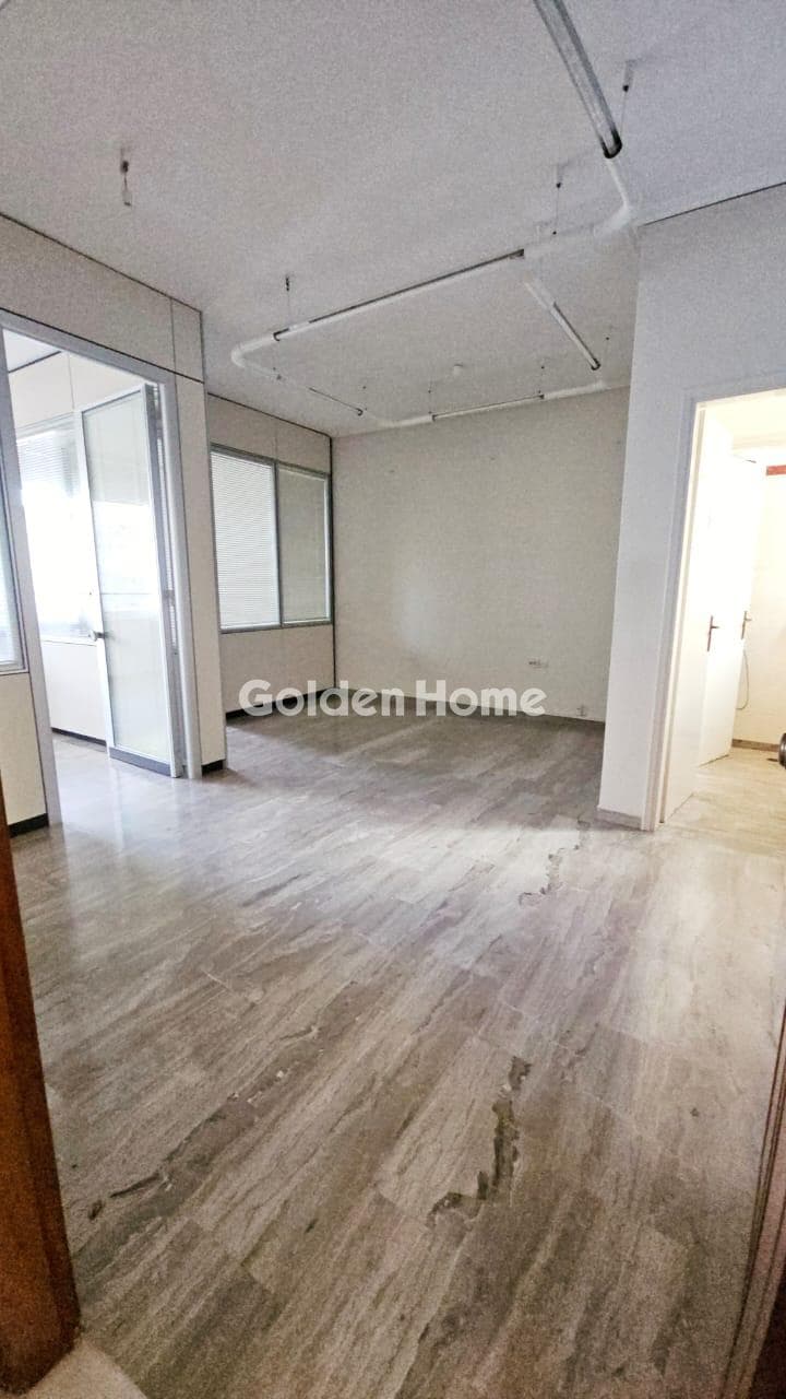 Office in Ano Kastri, Nea Erithraia — Photo 7 of 17