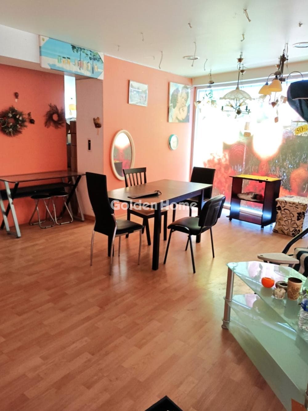 Retail Store in Agia Triada, Kamatero — Photo 4 of 9