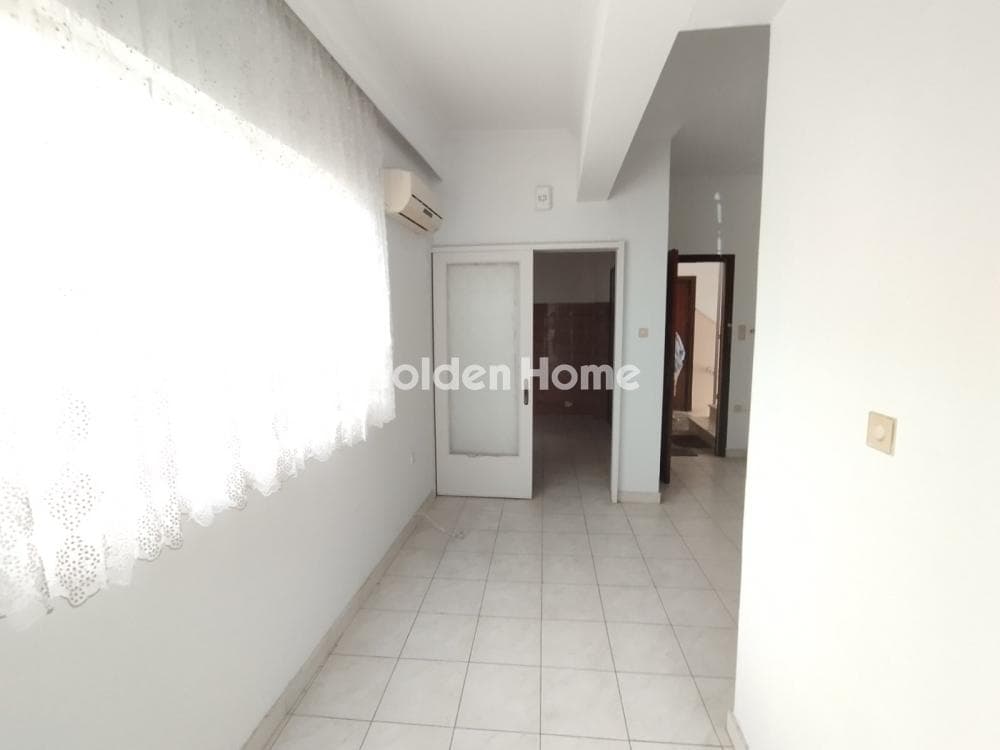 Apartment in Agios Antonios, Peristeri — Photo 3 of 7