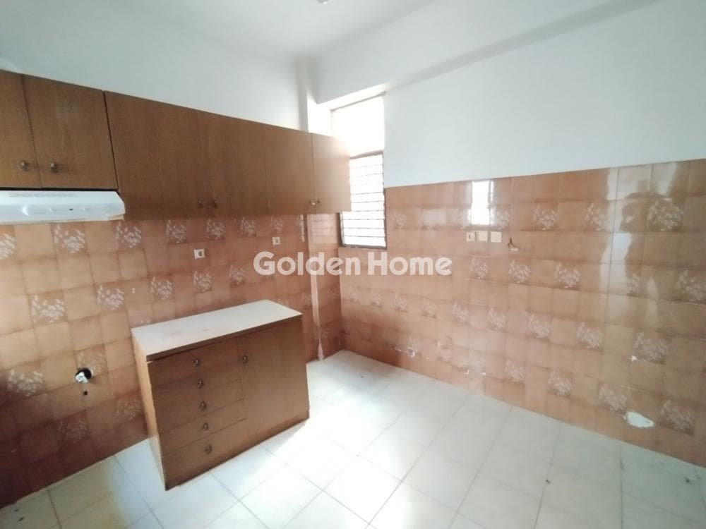Apartment in Aspra Chomata, Peristeri — Photo 7 of 10