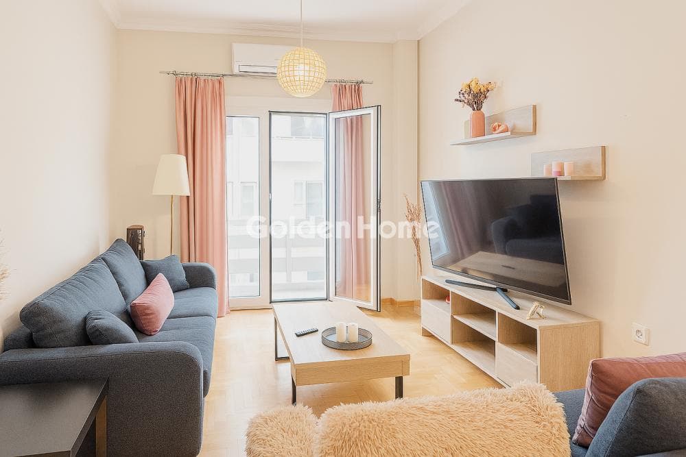 Apartment in Strofili, Historic Center — Photo 2 of 17