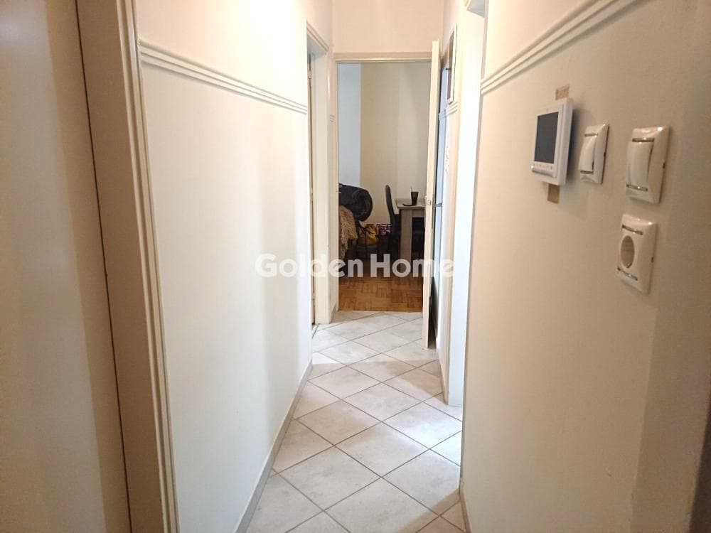 Apartment in Strofili, Historic Center — Photo 9 of 17