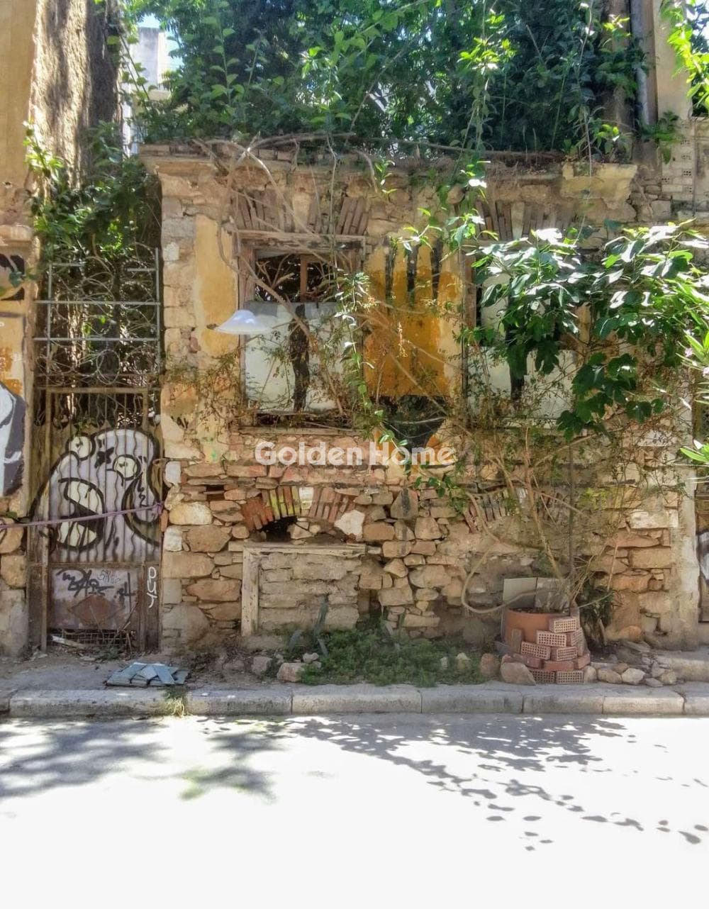 Οικόπεδο στην Στροφύλι, Ιστορικό Κέντρο — Φωτογραφία 1 από 3