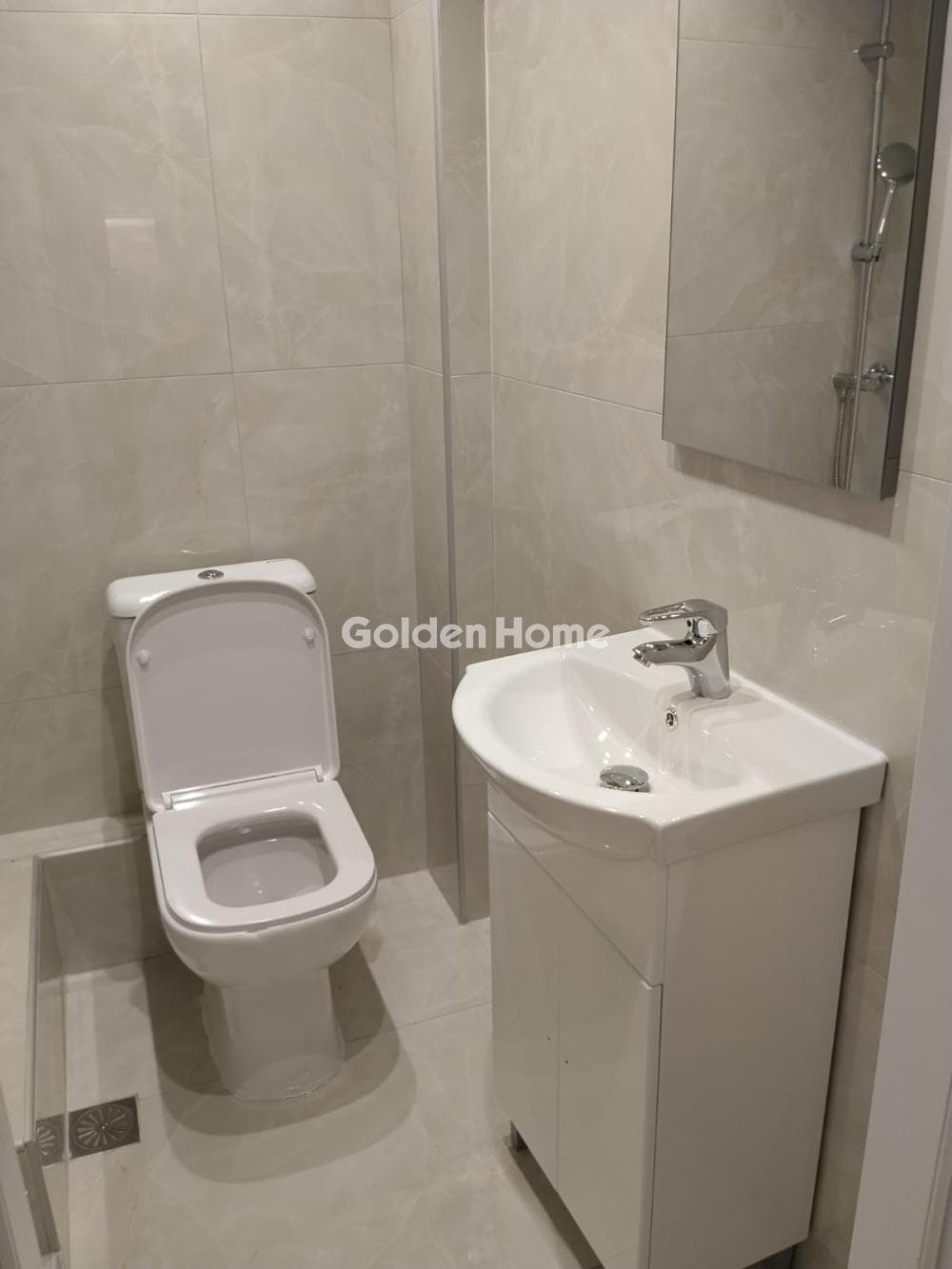 Apartment in Evaggelistria, Nikaia — Photo 10 of 14