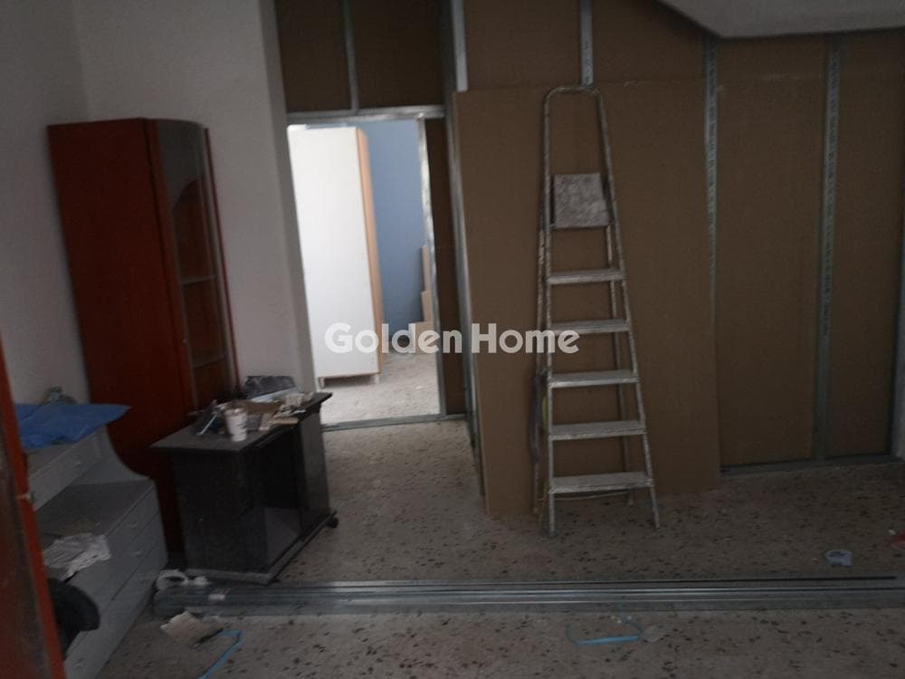 Warehouse in Palaia Kokkinia, Piraeus — Photo 7 of 16
