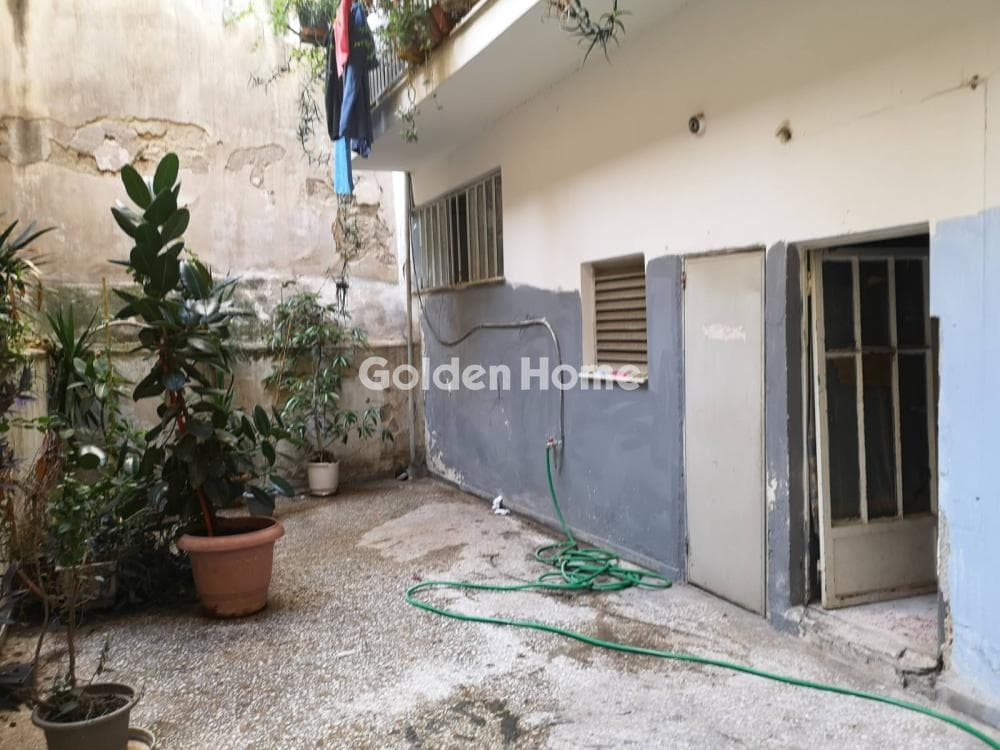 Warehouse in Palaia Kokkinia, Piraeus — Photo 13 of 16