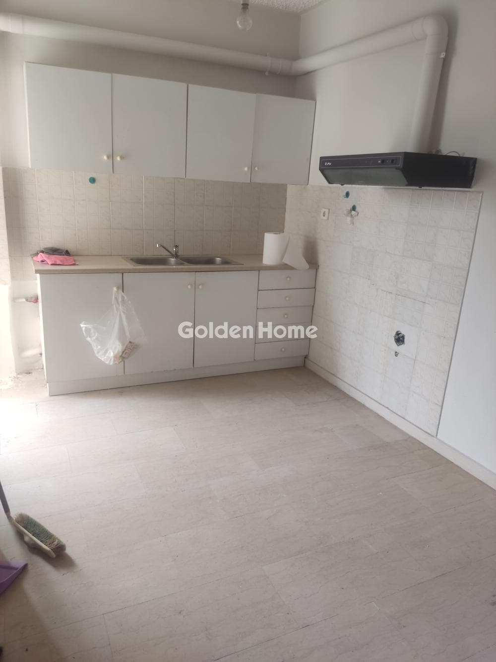Apartment in Megala Sxoinia A, Acharnes — Photo 5 of 12