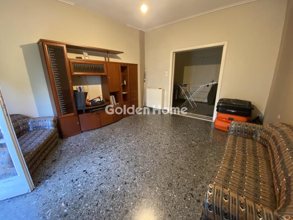 Apartment in Plateia Ntavari, Palaio Faliro — Photo 2 of 14