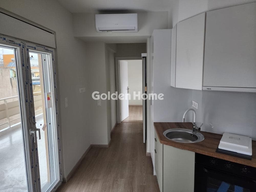 Apartment in Kato Petralona, Petralona — Photo 2 of 30