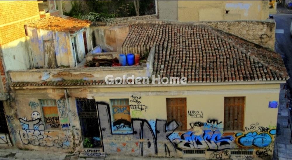 Μονοκατοικία στην Στροφύλι, Ιστορικό Κέντρο
