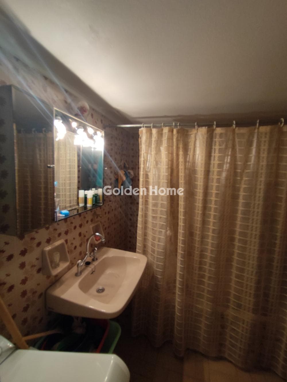 Apartment in Ag. Meletiou - Viktorias Sq. - Marni, Patision - Acharnon — Photo 12 of 16