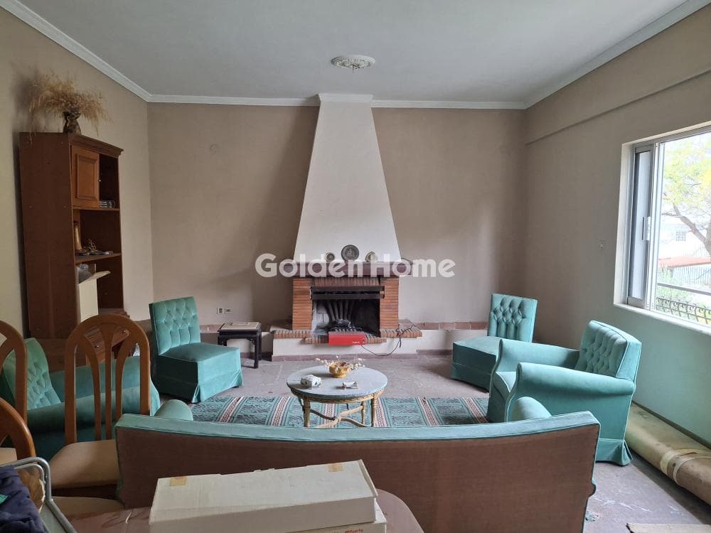Apartment in Plaka, Keratea — Photo 1 of 20