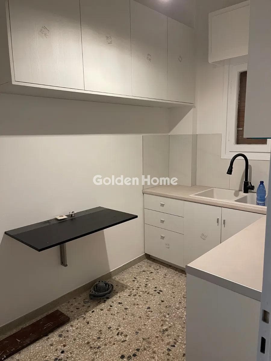Apartment in Leof. Liosion, Attiki — Photo 2 of 6