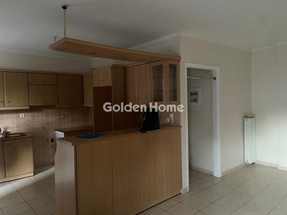 Apartment in Osios Loukas, Patisia — Photo 9 of 15