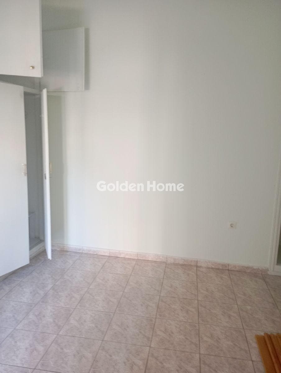 Apartment in Plateia Koliatsou, Patision - Acharnon — Photo 10 of 14