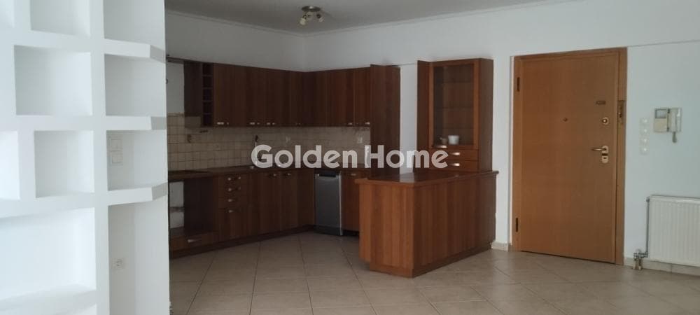 Apartment in Analipsi, Drapetsona — Photo 3 of 11
