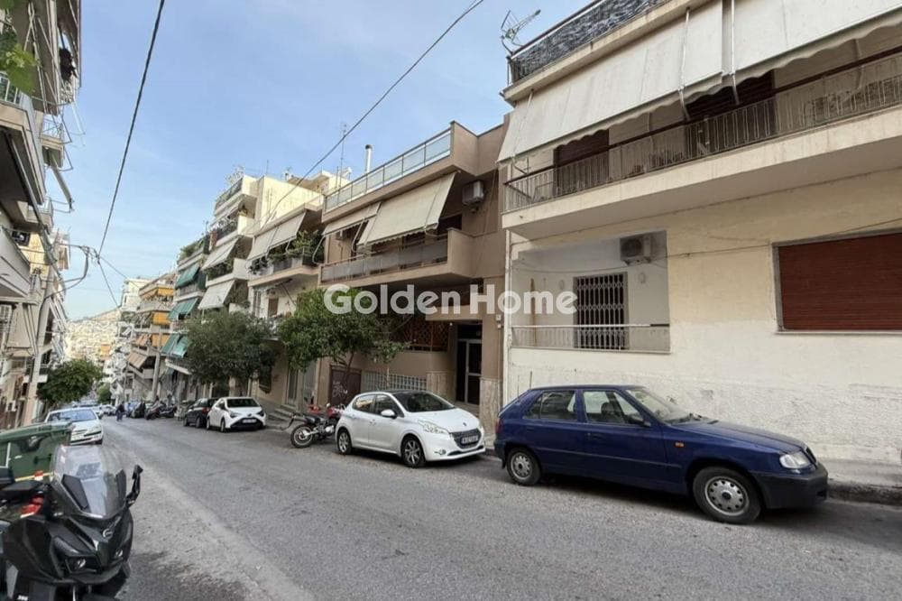 Apartment in Panepistimioupoli, Zografou — Photo 1 of 3