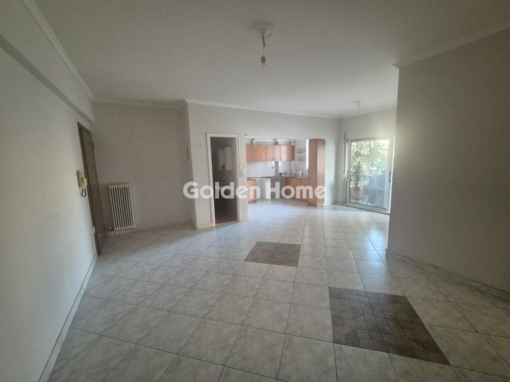 Apartment in Kanapitsa, Metamorfosi — Photo 2 of 13