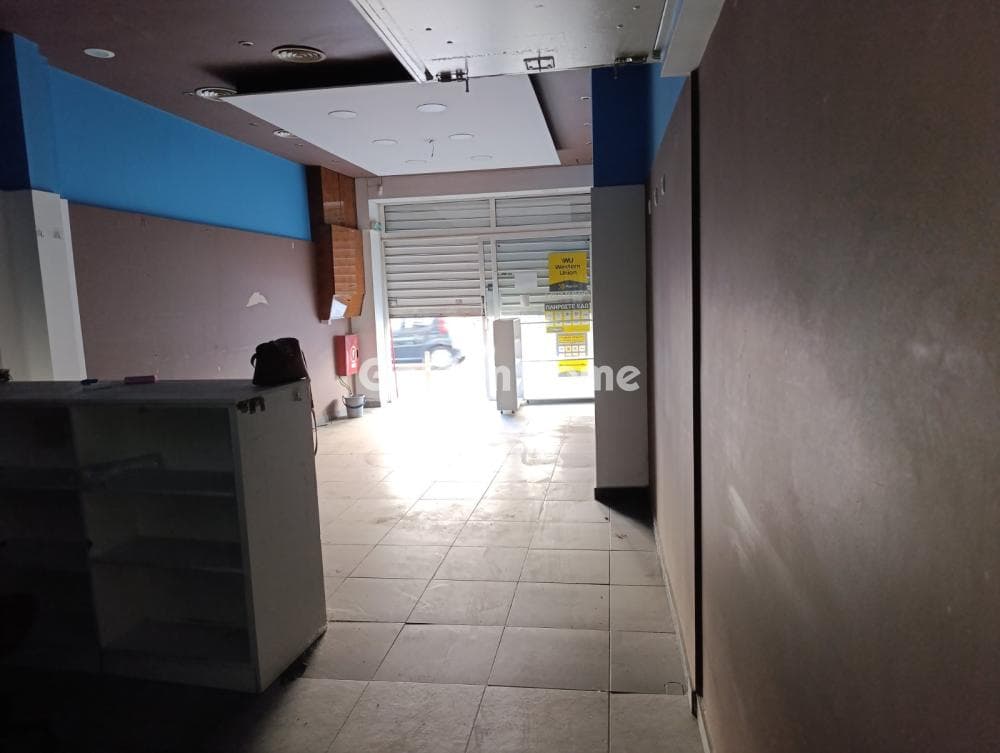 Κατάστημα στην Καμίνια, Πειραιάς — Φωτογραφία 1 από 4