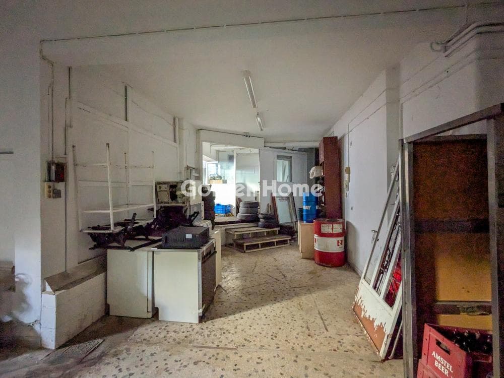 Αποθήκη στην Πλατεία Ελευθερίας, Κορυδαλλός — Φωτογραφία 5 από 7