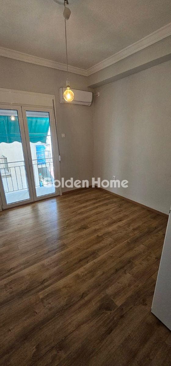 Apartment in Akropoli, Historic Center — Photo 5 of 9