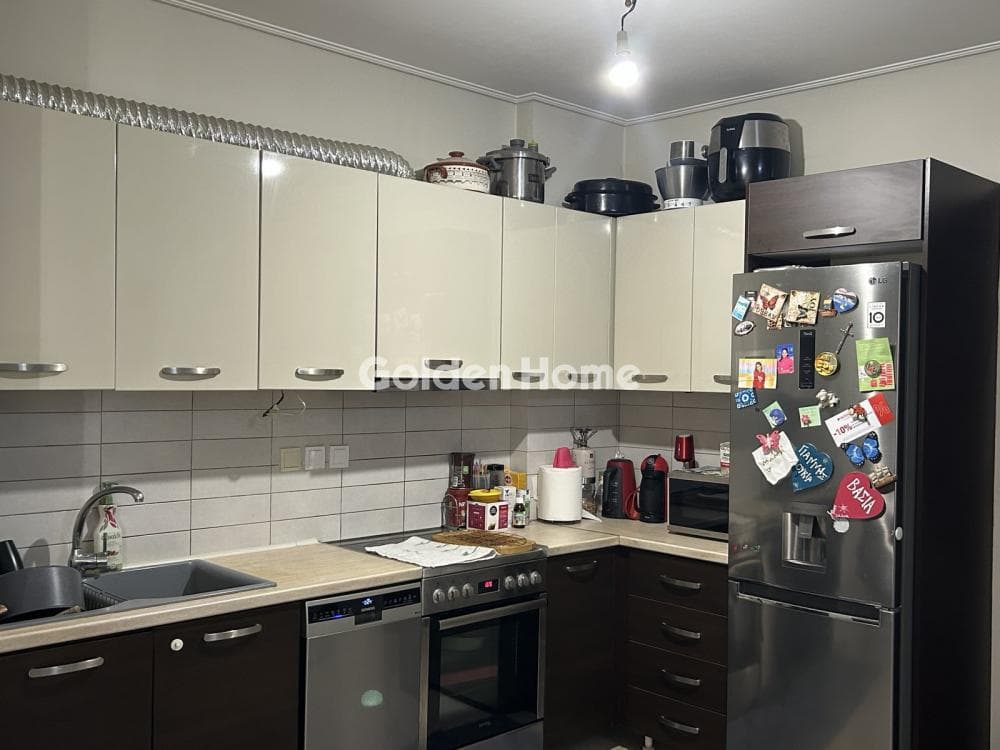 Apartment in Megala Sxoinia A, Acharnes — Photo 1 of 16