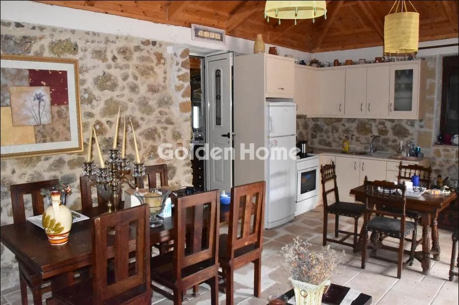 Μονοκατοικία στην Μποζικάς, Σικυώνα — Φωτογραφία 3 από 5