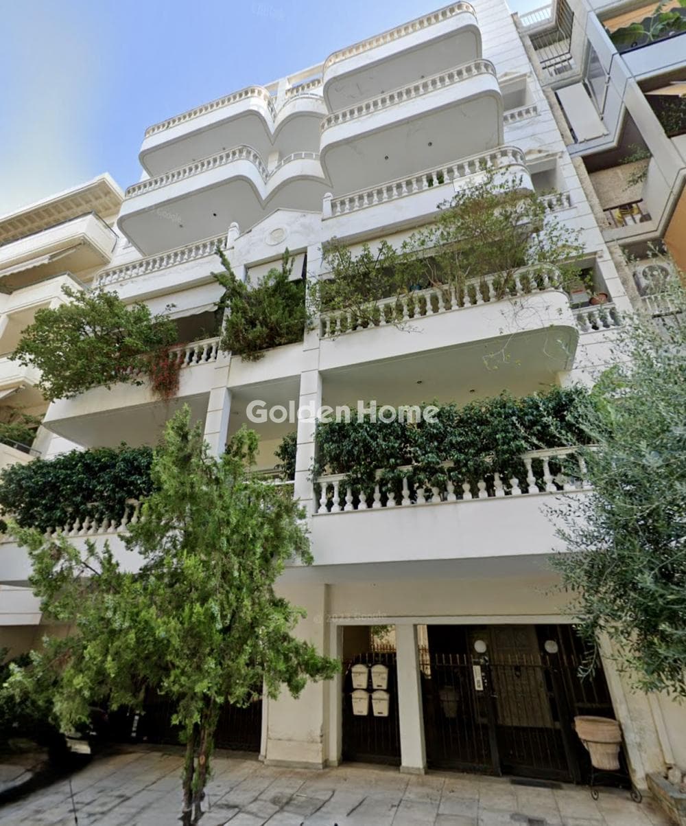 Apartment in Center, Nea Smyrni — Photo 1 of 2