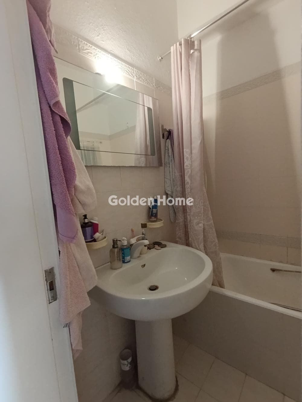 Apartment in Mitropoli, Piraeus — Photo 17 of 26