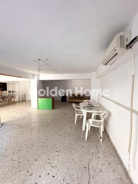 Retail Store in Plateia Davaki, Kalithea — Photo 10 of 11