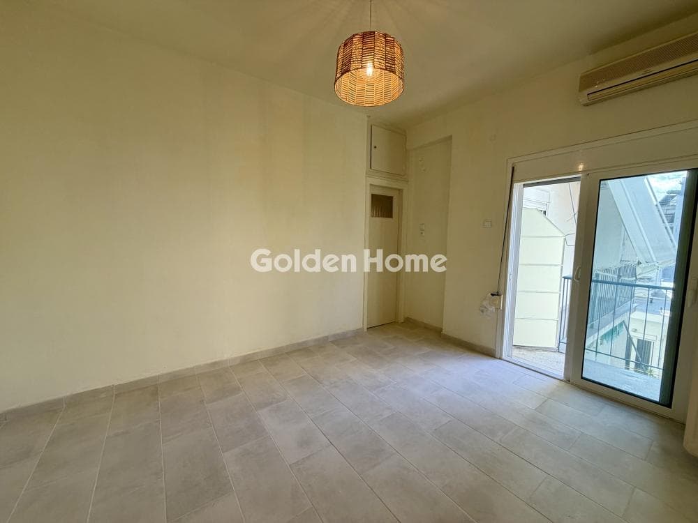 Apartment in Lofos Filaretou, Kalithea — Photo 2 of 12