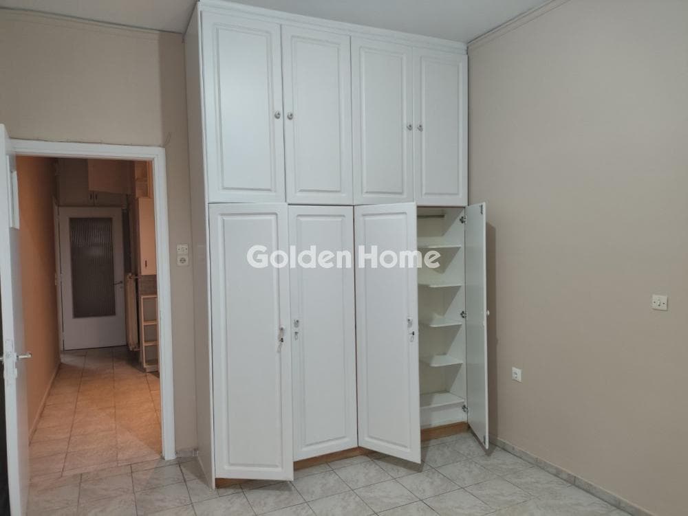 Apartment in Elaionas, Chaidari — Photo 1 of 10