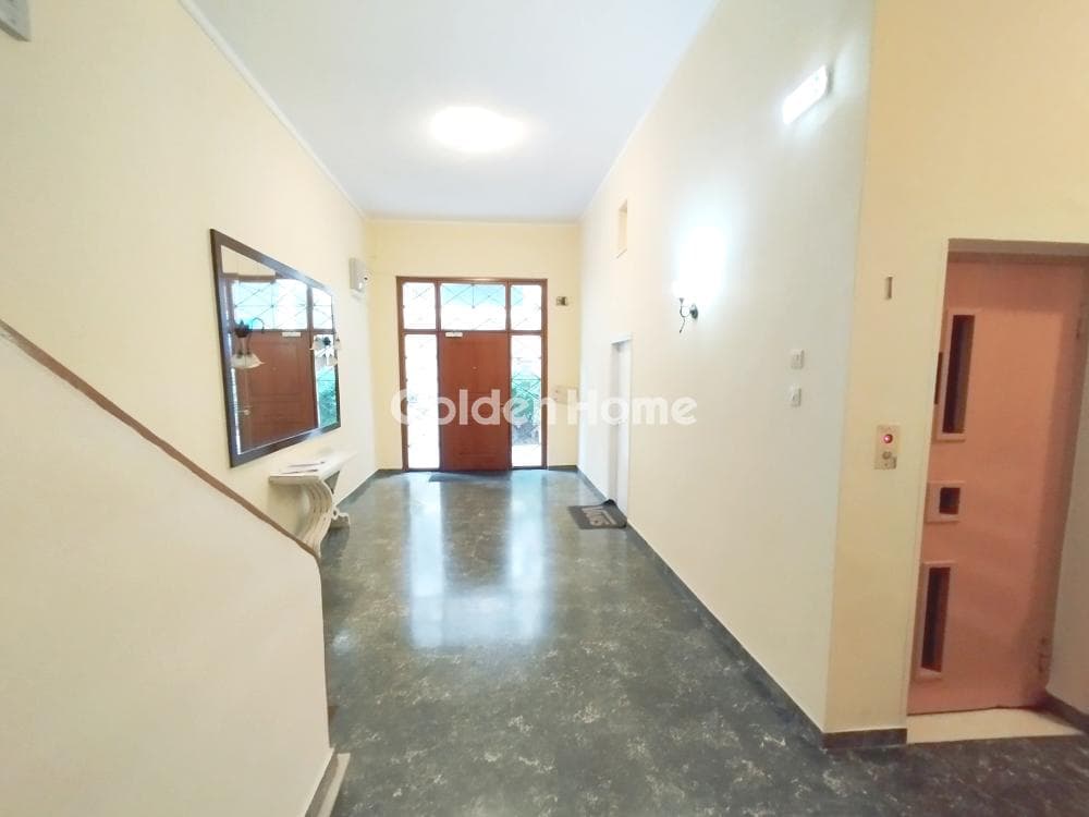 Apartment in Neo Faliro, Piraeus — Photo 45 of 46