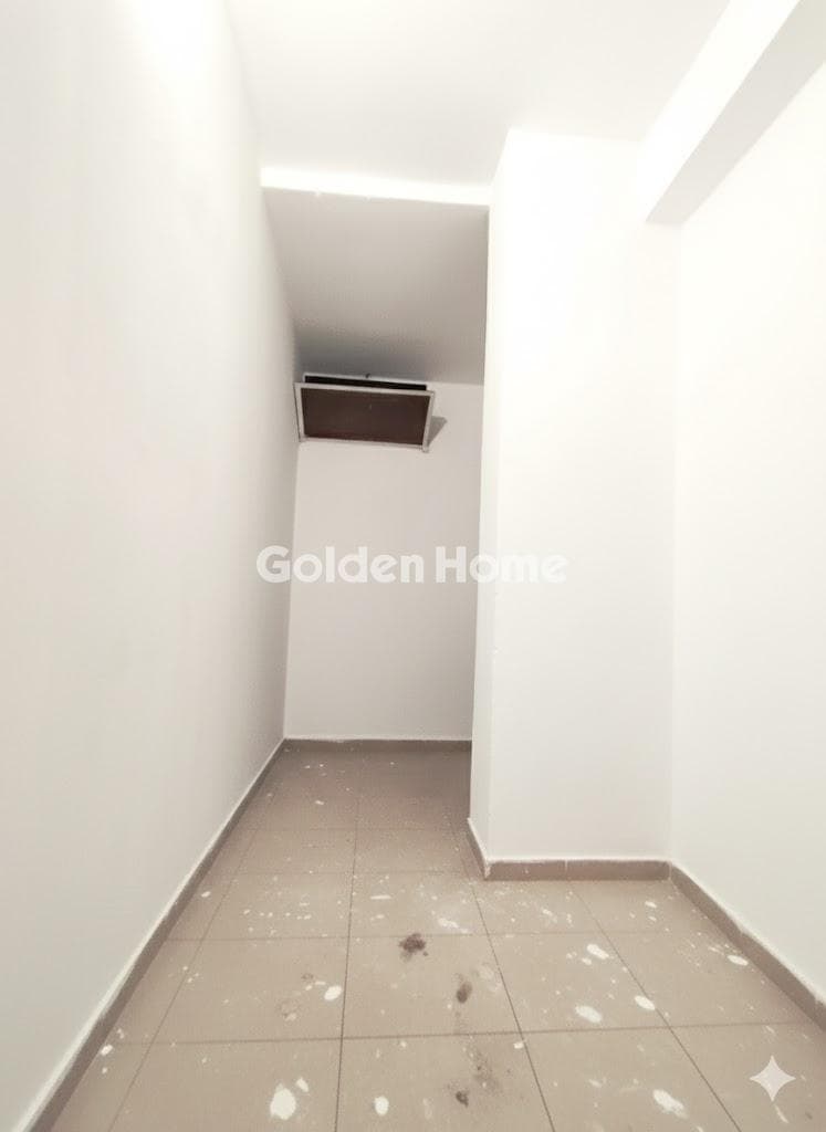 Apartment in Neo Faliro, Piraeus — Photo 43 of 46