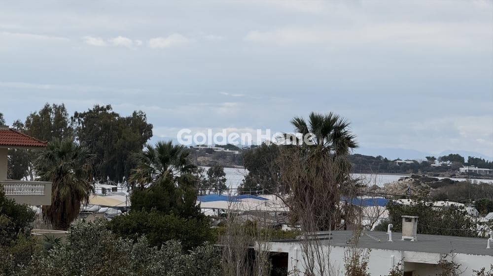 Μονοκατοικία στην Καλύβια, Καλύβια Θορικού