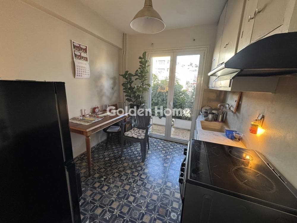 Διαμέρισμα στην Πλατεία Ντάβαρη, Παλαιό Φάληρο — Φωτογραφία 2 από 14