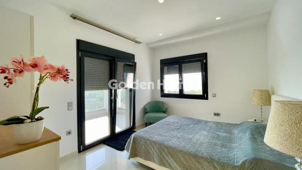 House in Nea Skioni, Pallini — Photo 17 of 24