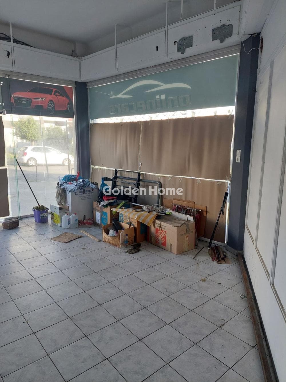 Κατάστημα στην Πλατεία Ελευθερίας, Κορυδαλλός — Φωτογραφία 2 από 9