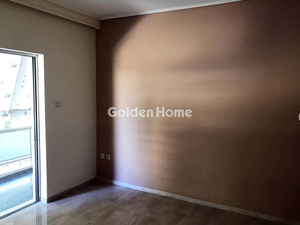 Apartment in Platia Attikis, Attiki — Photo 2 of 7