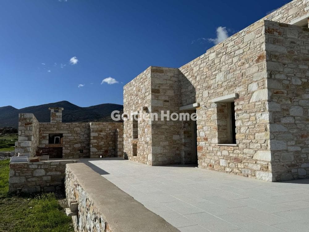 House in Tourlos, Paros — Photo 2 of 19